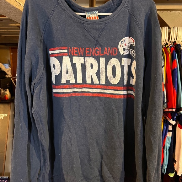 Vintage style New England Patriots crewneck sweatshirt - Picture 2 of 4